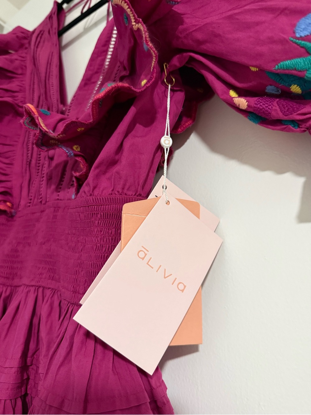 NWT ALIVIA Penny Embroidered Mini Dress in Magenta Size Small - Picture 7 of 9
